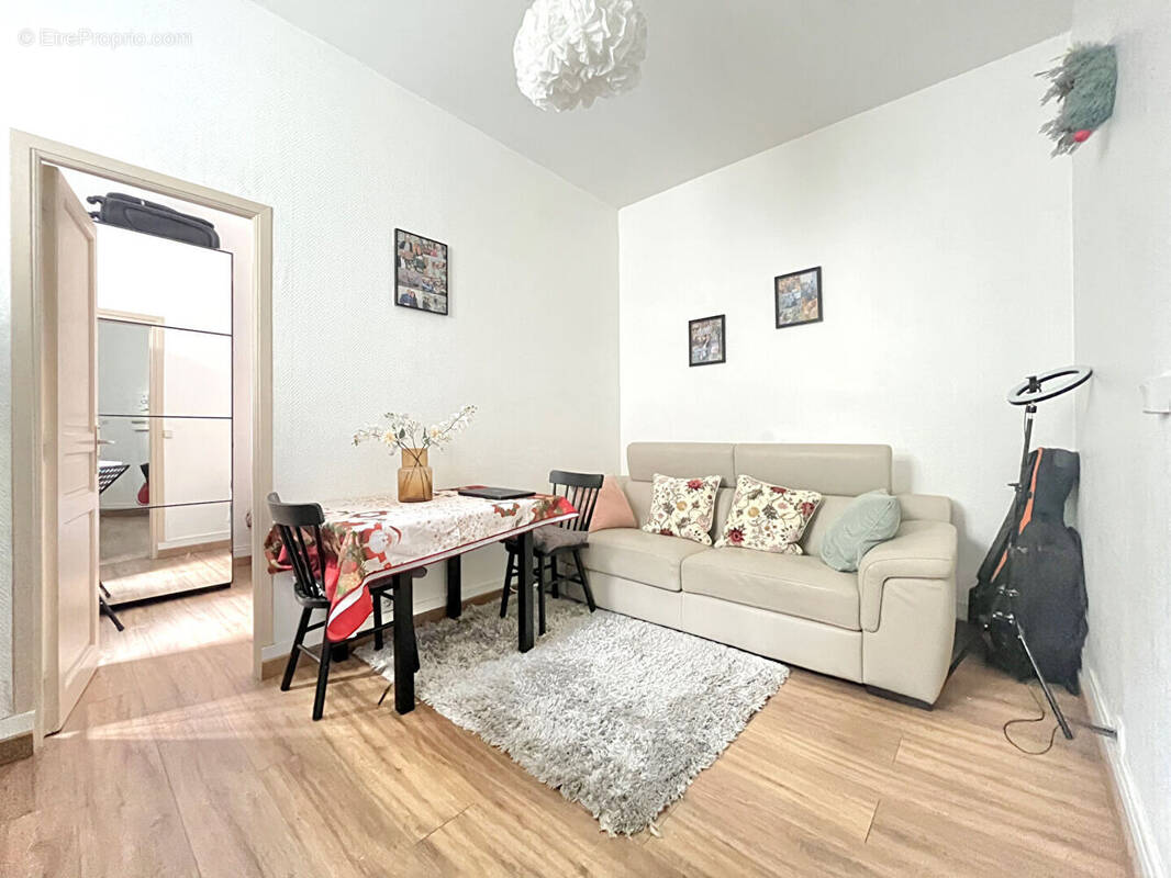 Appartement à FONTENAY-SOUS-BOIS