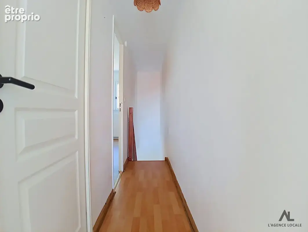 REZÉ ? Appartement Duplex avec jardin et grand garage - photo 7
