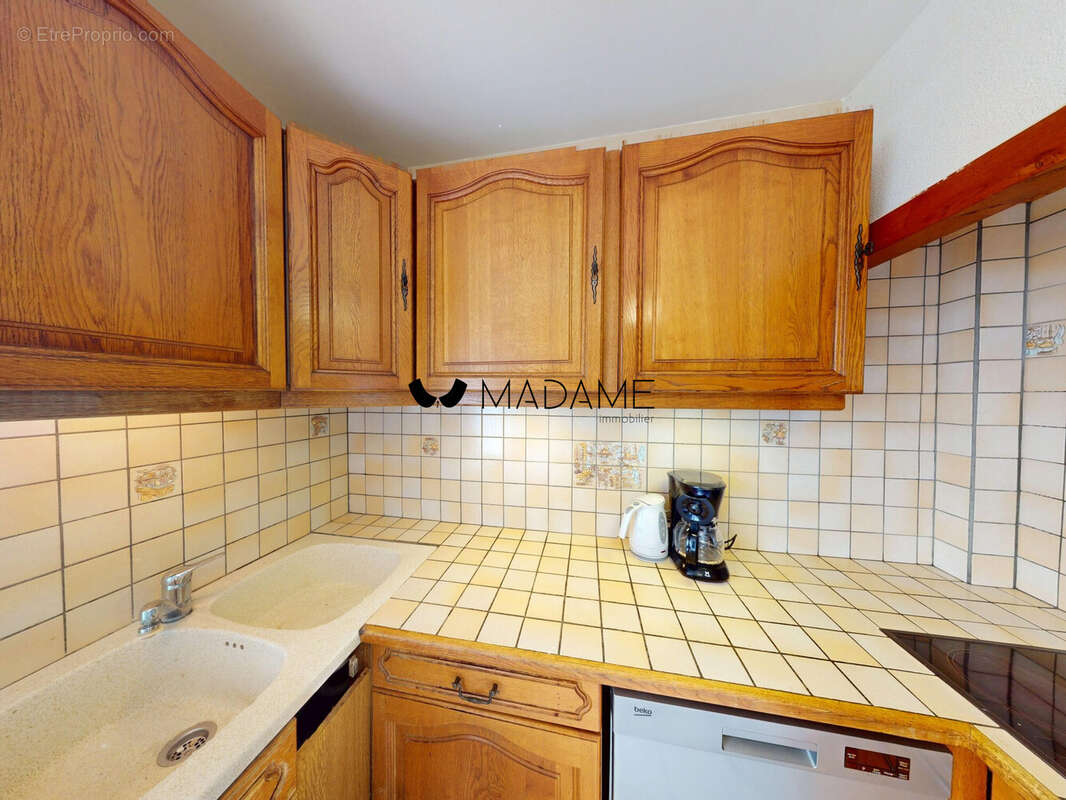 Appartement à SAINT-MARTIN-D'HERES