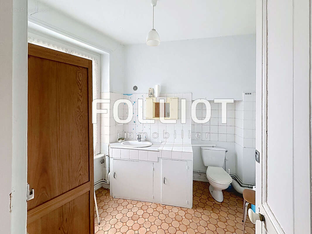 Maison à SAINT-PAIR-SUR-MER