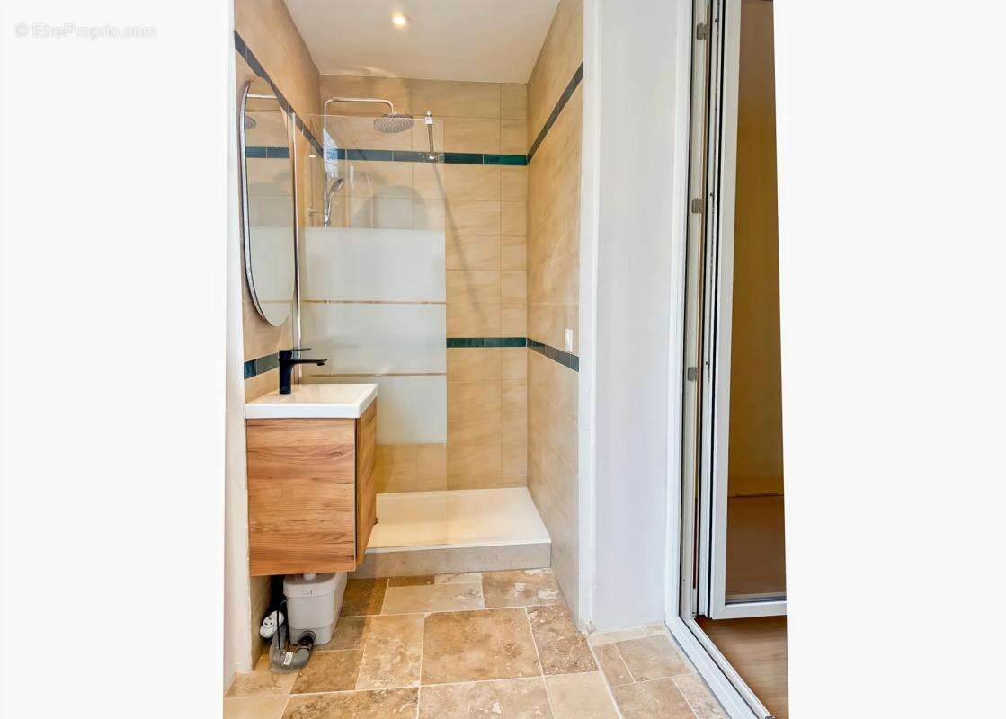 Appartement à AMBILLY