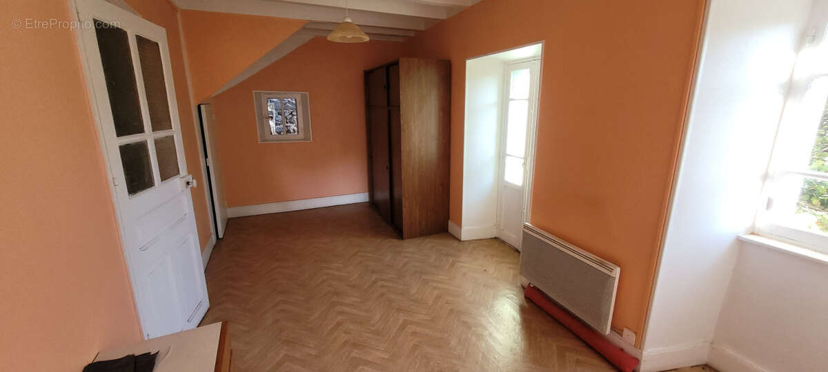 Maison à SAYAT