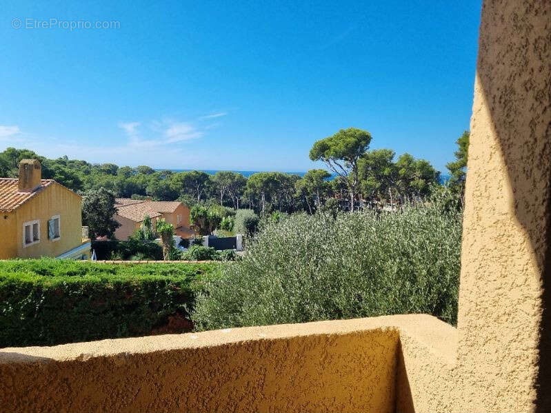 Maison à CARQUEIRANNE