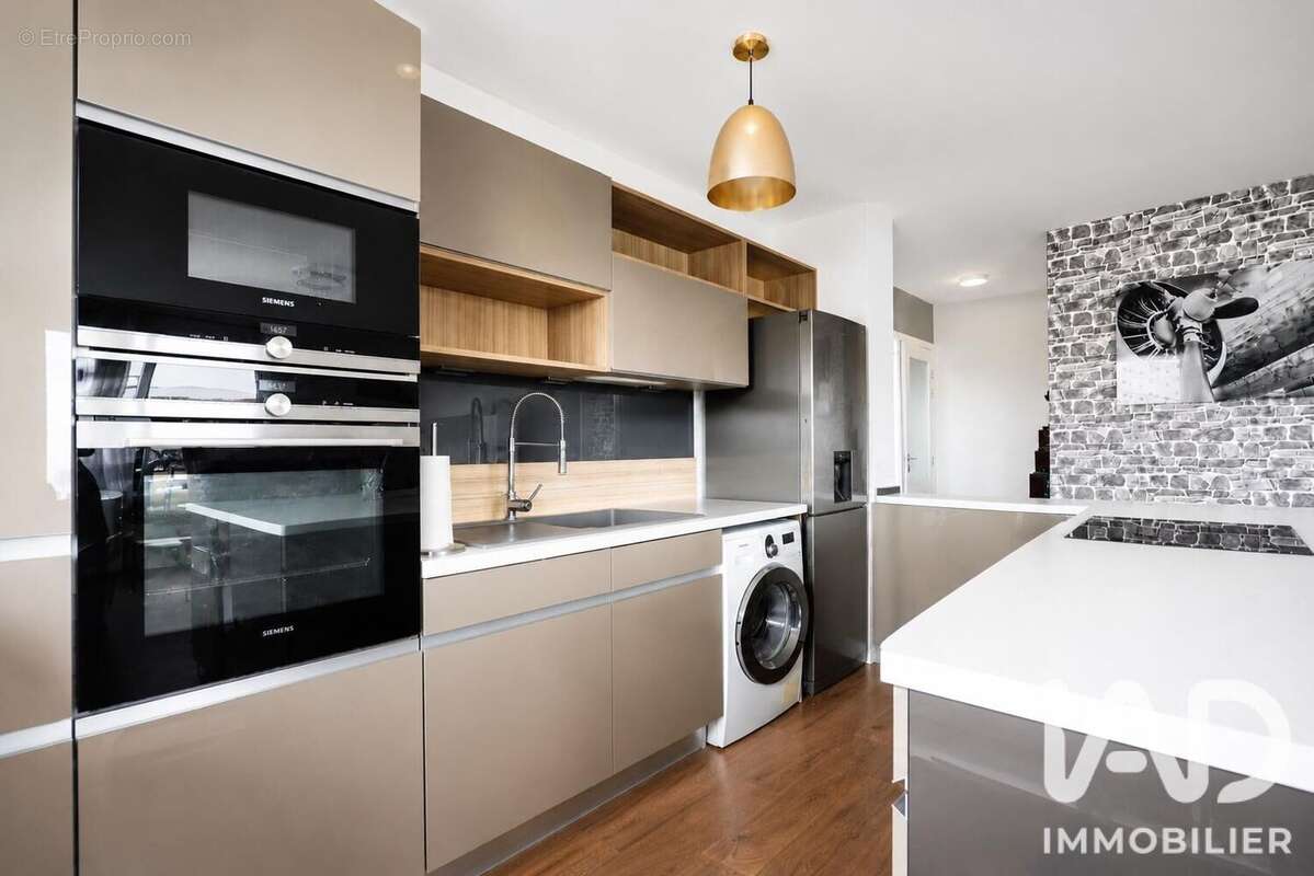 Appartement 81 m² à Villeron  - photo 5