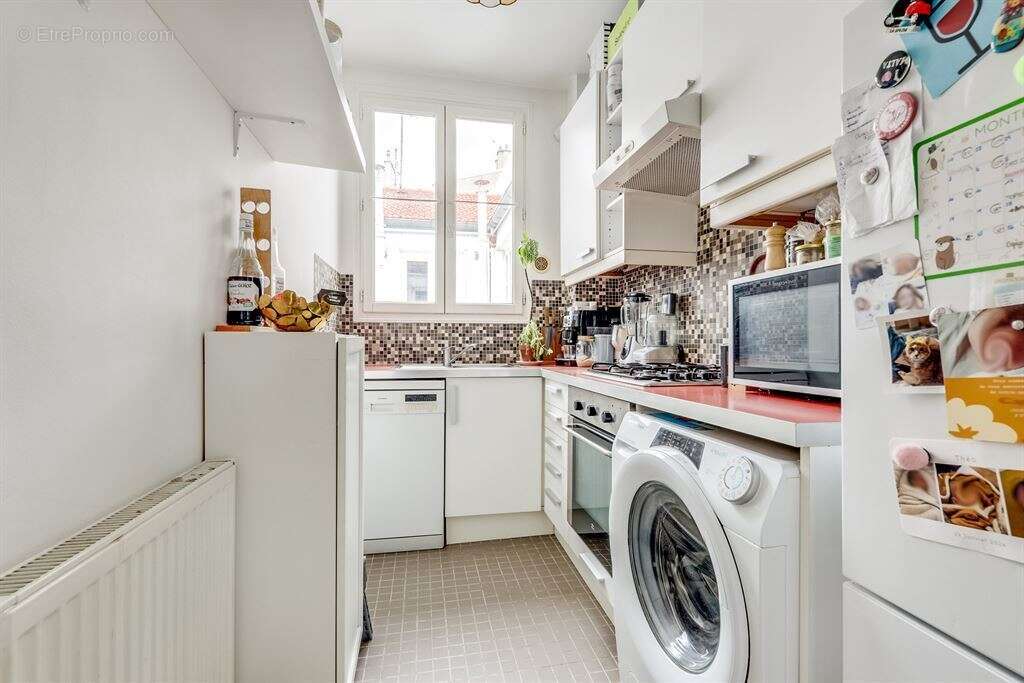 Appartement à PARIS-11E
