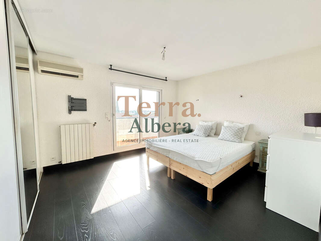 Mas Vermeil   Élégante villa d'architecte avec piscine intérieure, vue Canigou et bureau indépendant et garage - photo 12