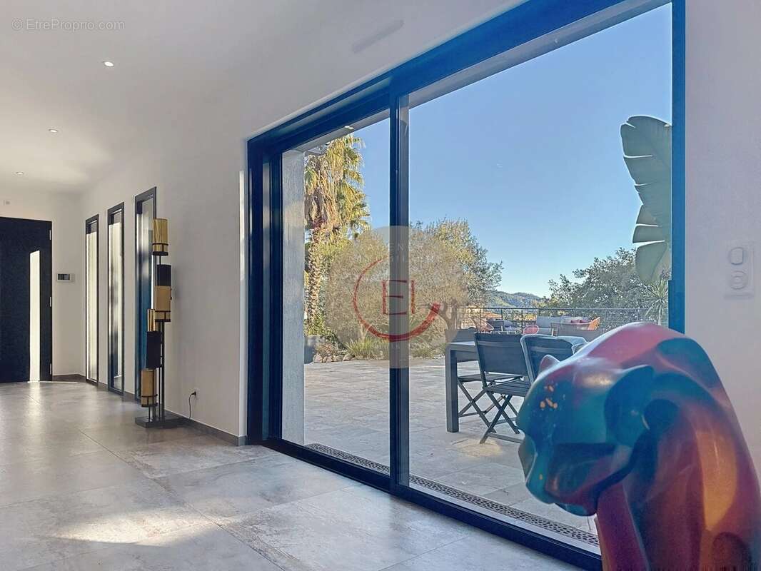 Maison à LES ADRETS-DE-L'ESTEREL