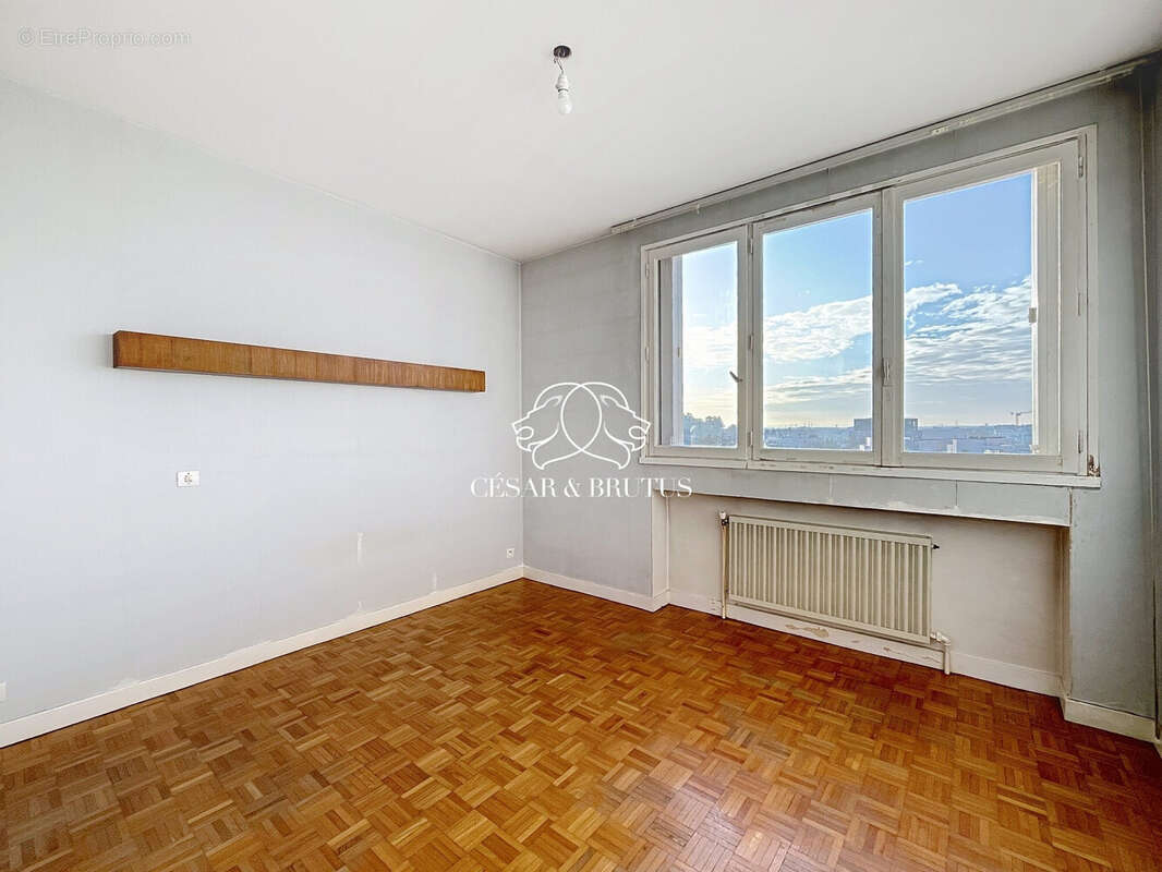 Appartement à LYON-8E