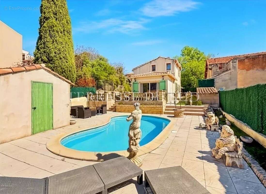 Maison à MARSEILLE-12E