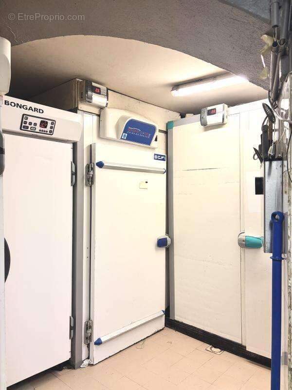 Commerce à CAGNES-SUR-MER