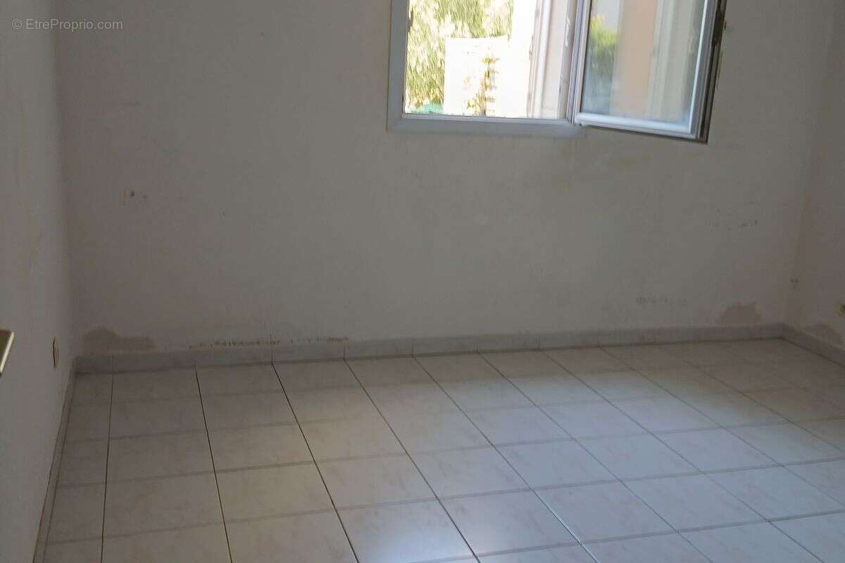Appartement à MARSEILLE-9E