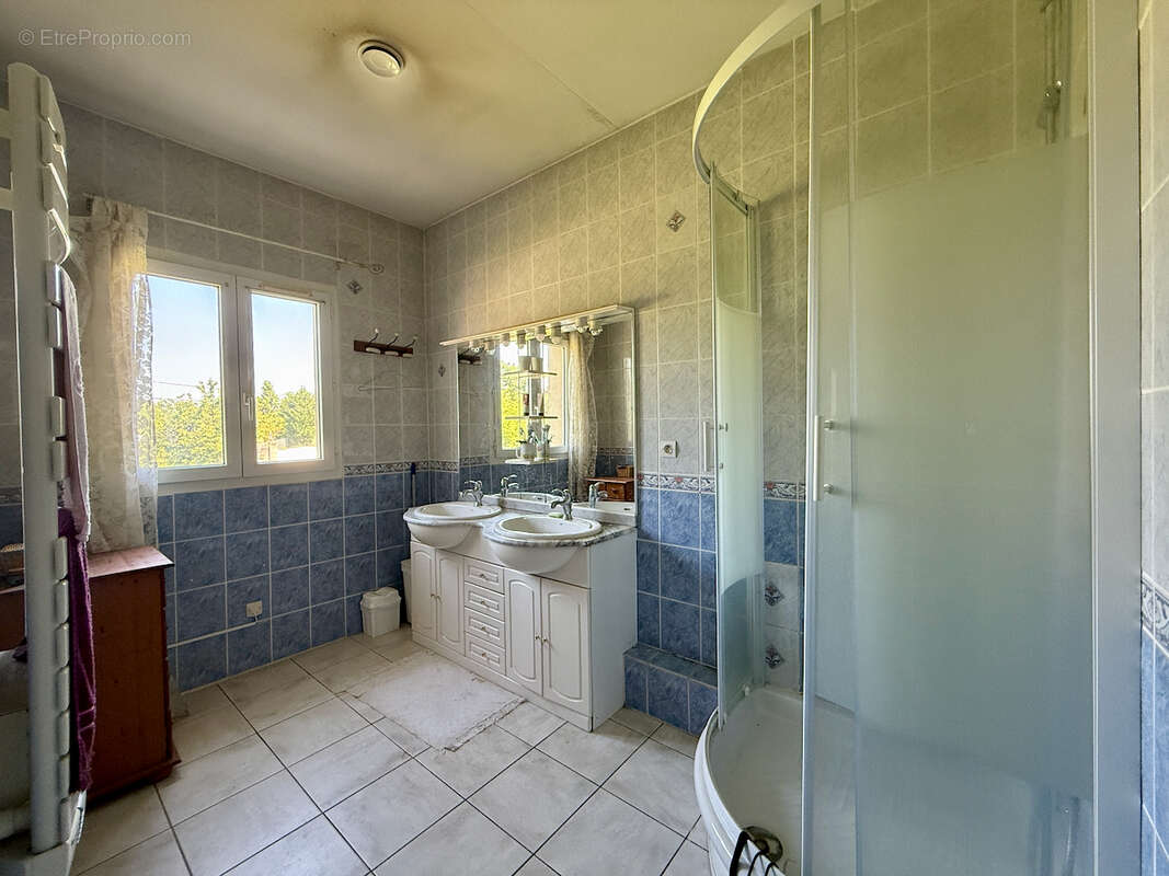 Maison à SAINT-SATURNIN