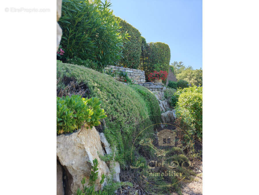 Maison à LES ADRETS-DE-L&#039;ESTEREL