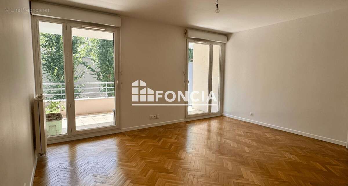 Appartement à SAVIGNY-SUR-ORGE