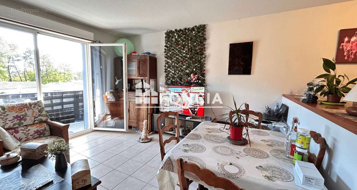 Appartement à SAINT-ASTIER