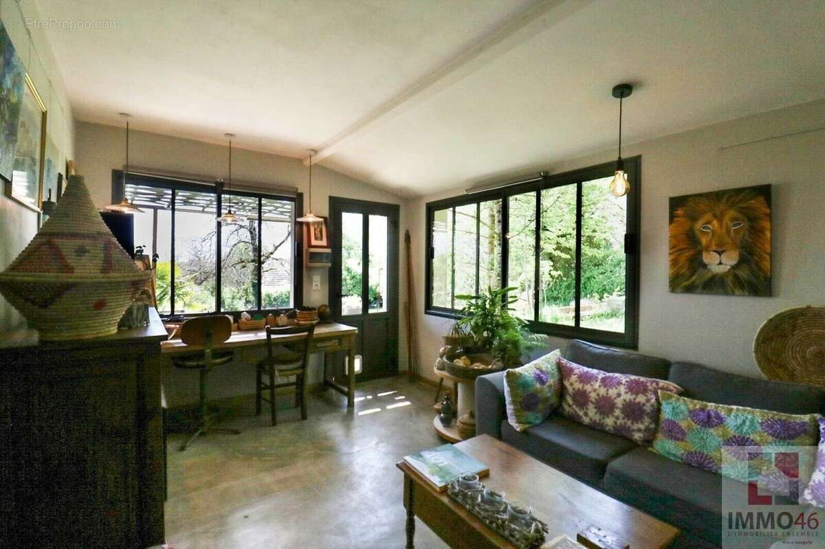 Maison à THEGRA