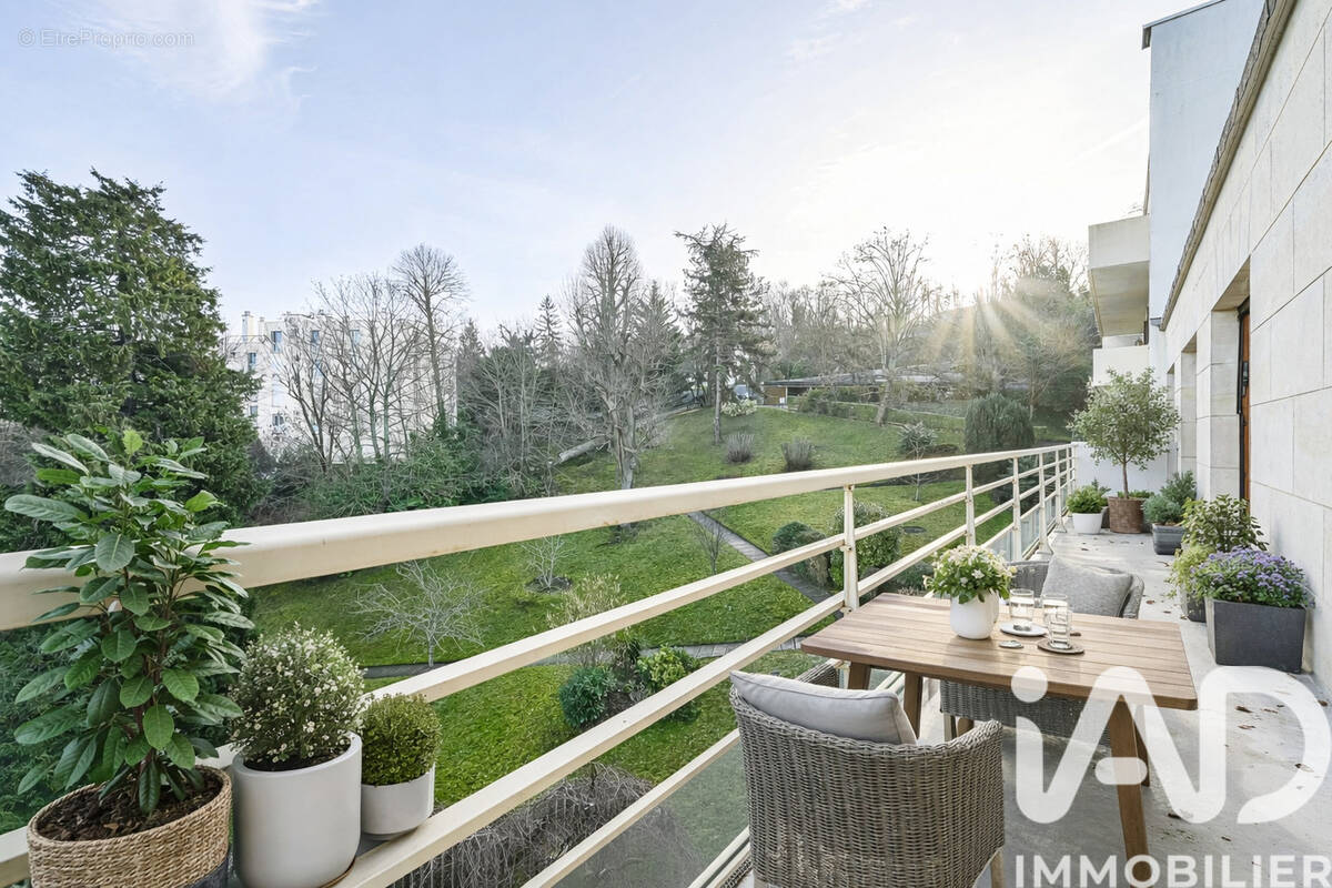 Photo 1 - Appartement à RUEIL-MALMAISON