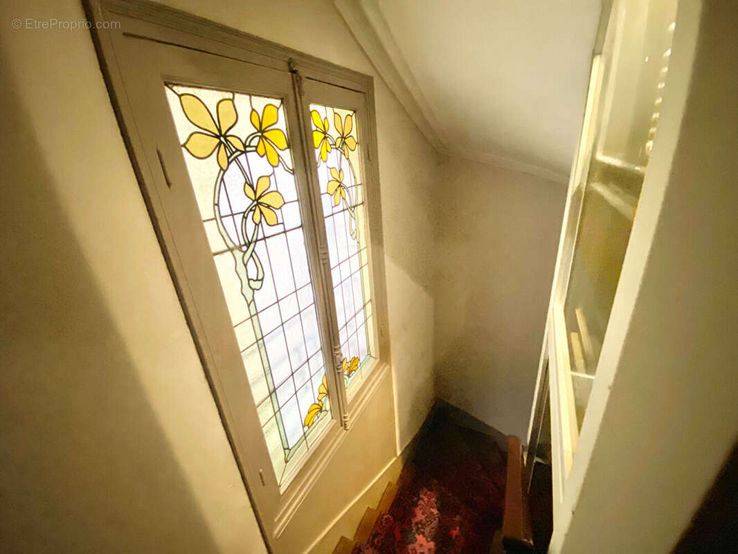 Appartement à PARIS-14E