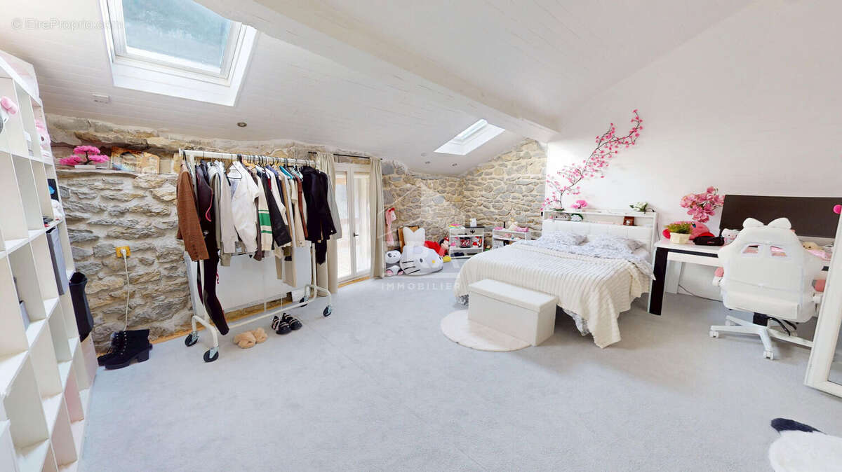 Maison à TENAY