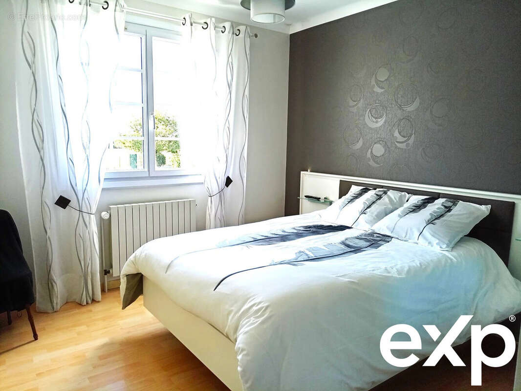 Maison à SAINT-GEREON