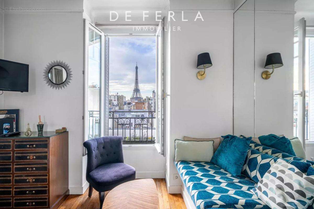 Appartement à PARIS-7E