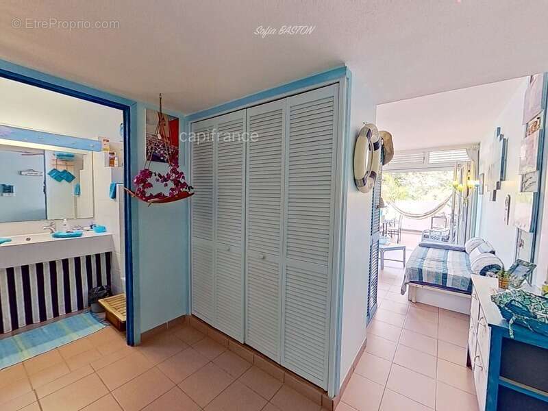 LE DIAMANT (972) - Baisse de prix Proche Plage Appartement T1 (31m2) + Terrasse - Piscine - Parc - 31 m2 + Terrasse - photo 8