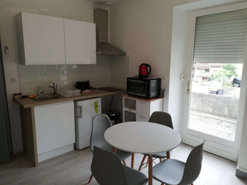 Appartement à GOND-PONTOUVRE