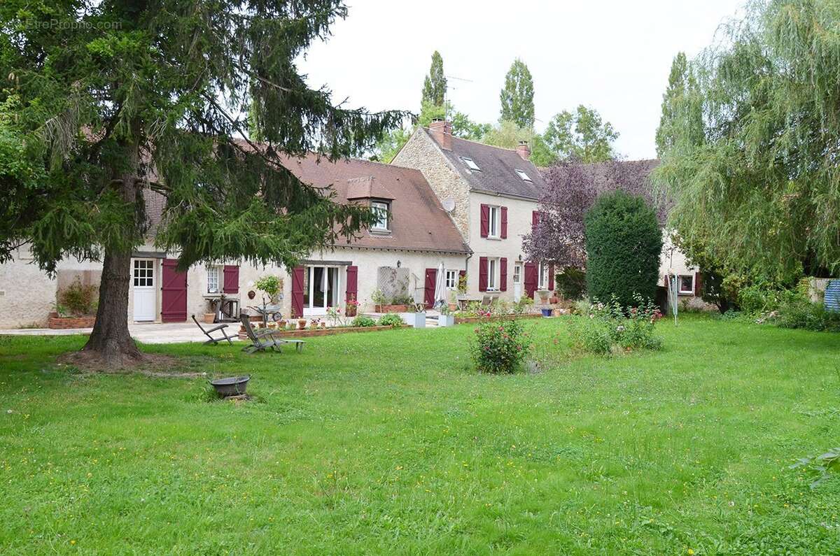 Maison à SAINT-FORGET