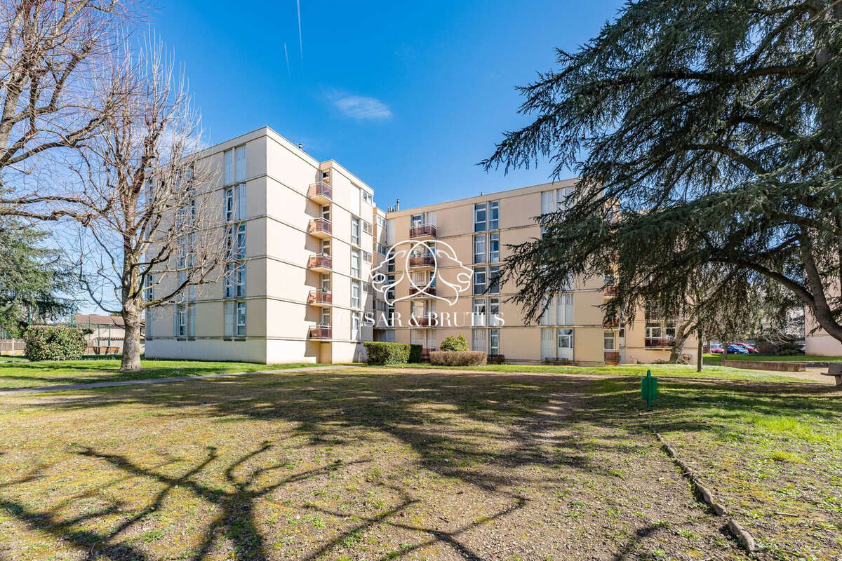 Appartement à LYON-9E