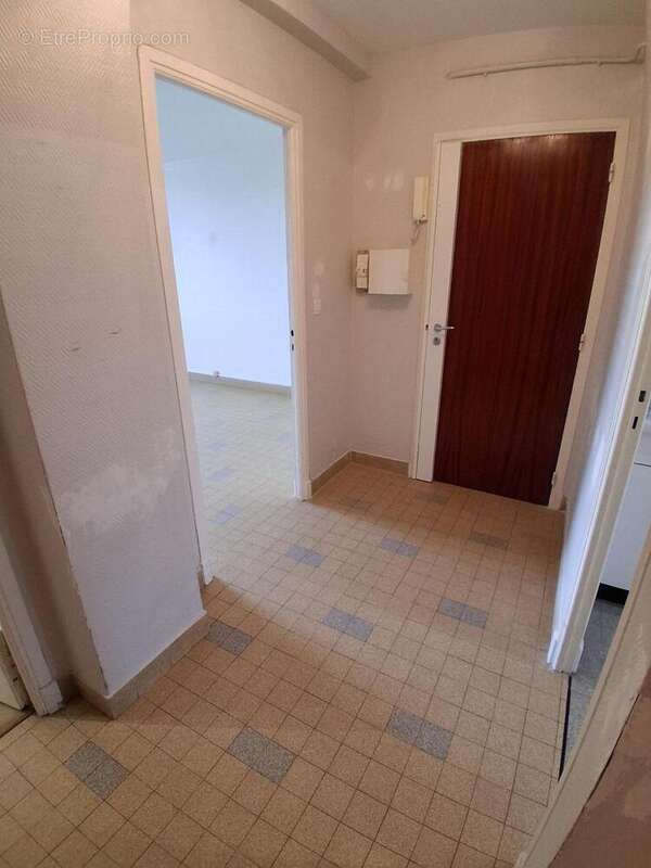   - Appartement à ANTIBES