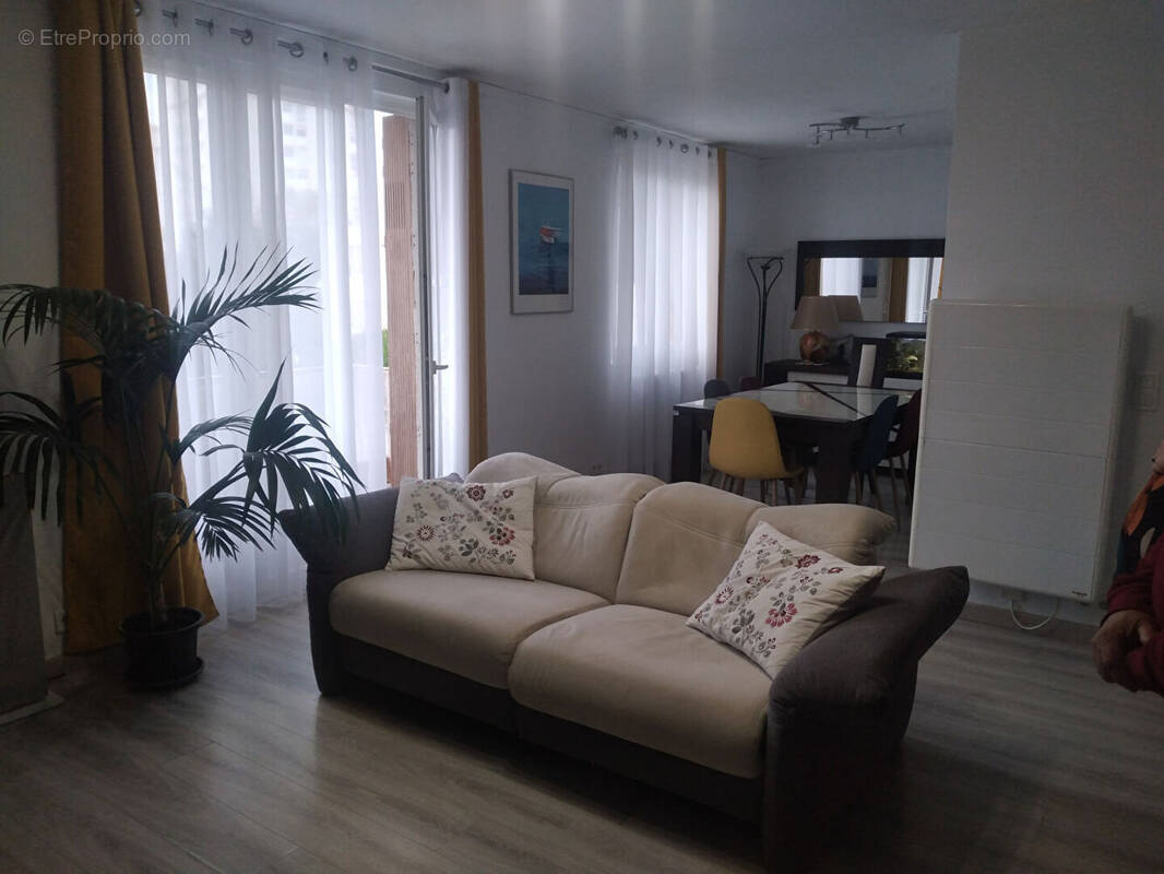 Appartement à MANTES-LA-VILLE