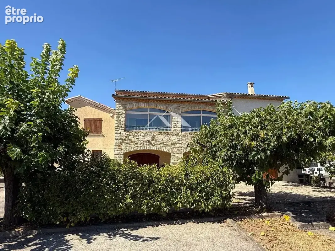 Propriété de 236 m² habitable sur 1200 m² de terrao, - photo 2