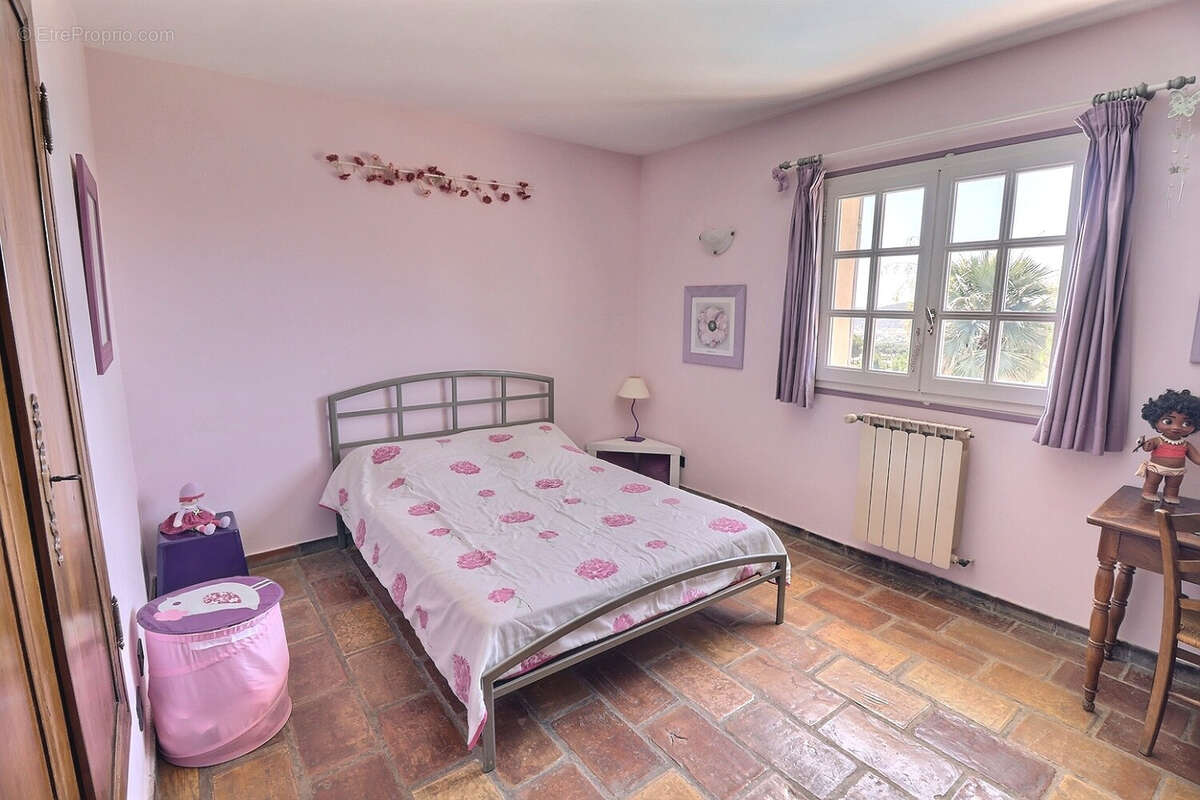 Maison à LA CADIERE-D'AZUR