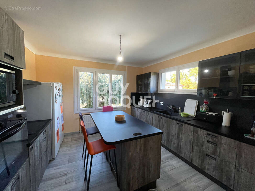 Maison à PARENTIS-EN-BORN