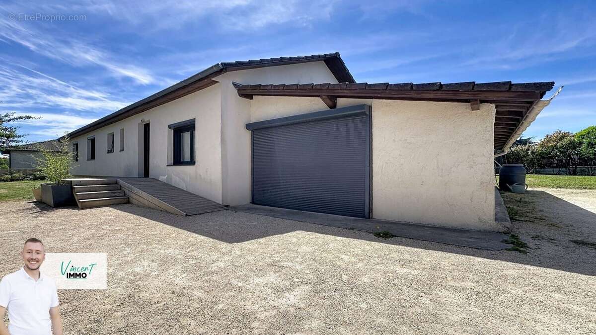 Maison 125 m² à Saint-Georges-D'esperanche  - photo 3