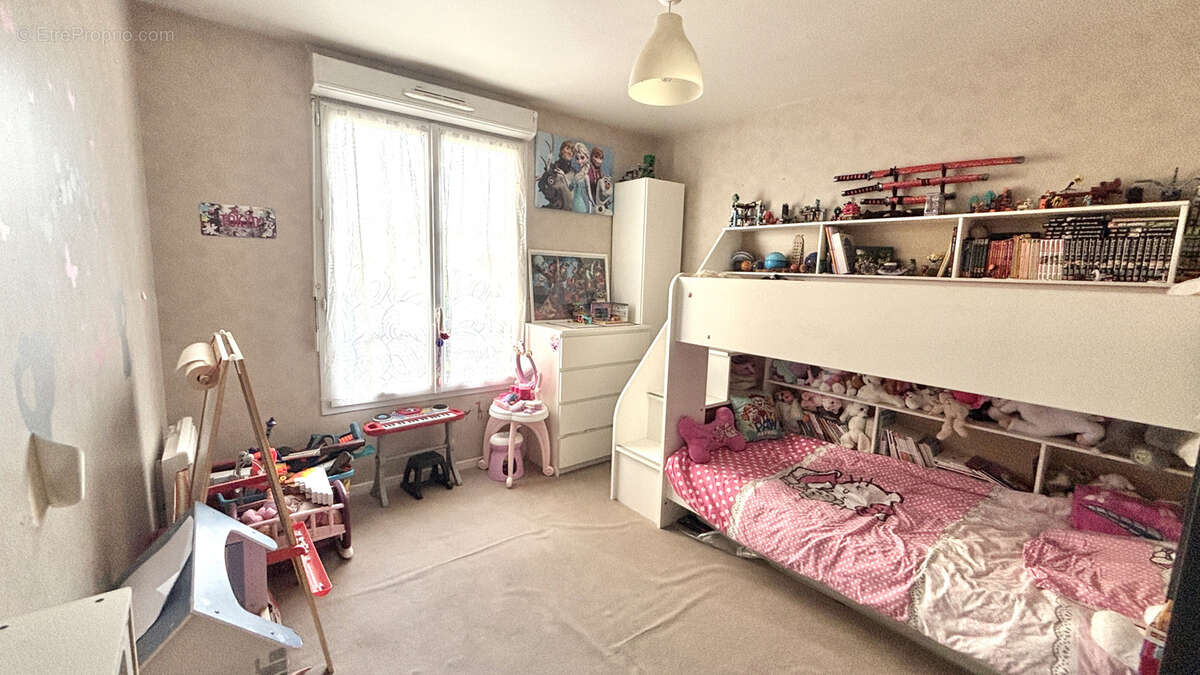 Appartement à EPINAY-SUR-SEINE