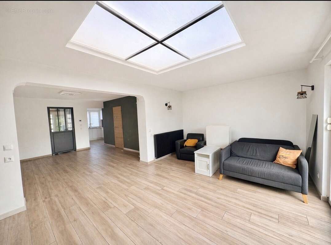 Maison à FACHES-THUMESNIL