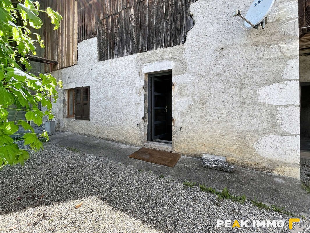 Appartement à DOUSSARD