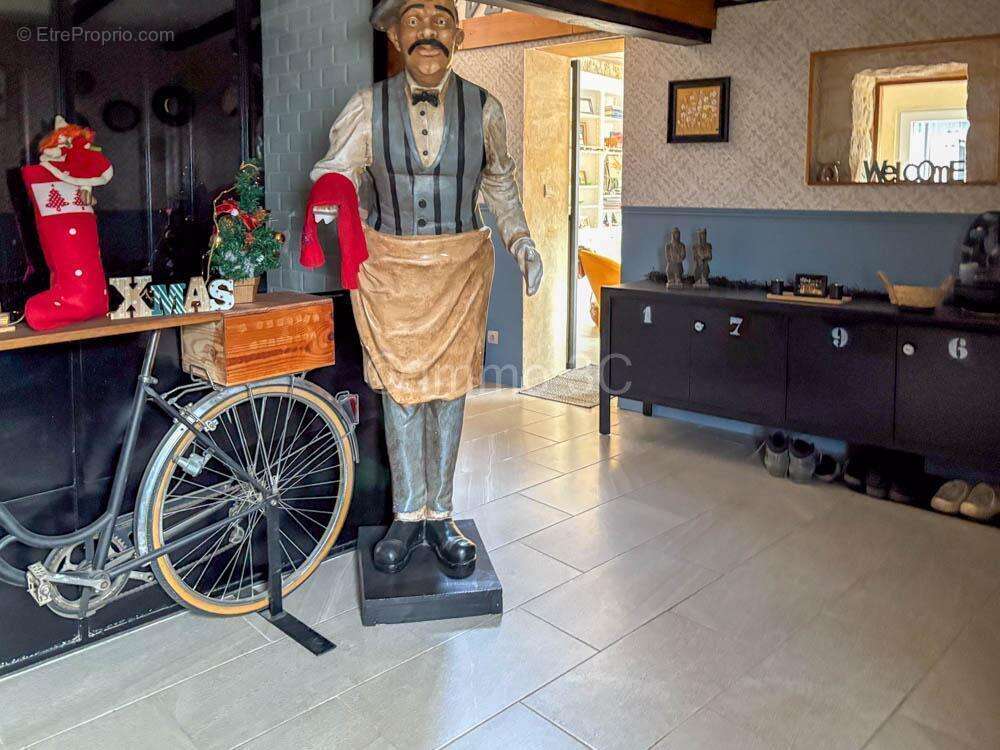 Maison à CHEF-BOUTONNE