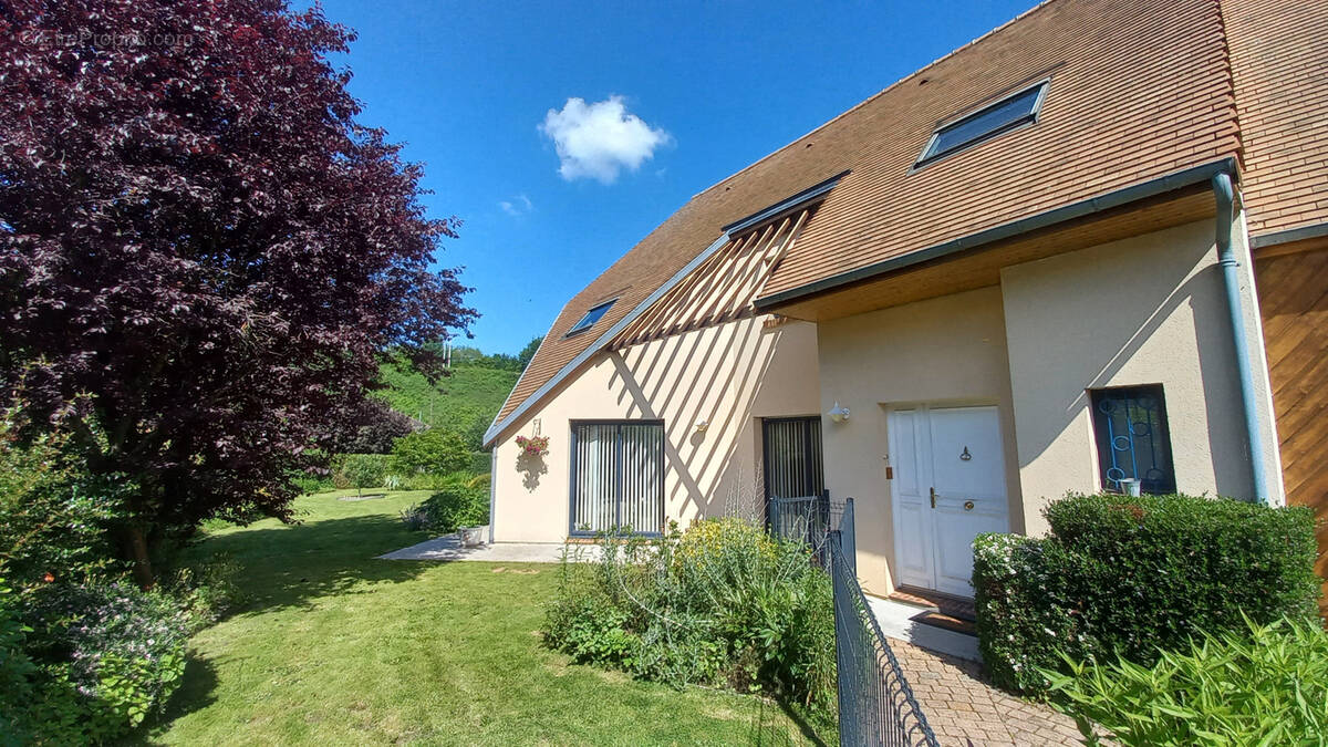 Maison à NOTRE-DAME-DE-BONDEVILLE