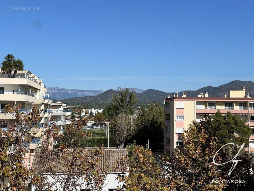 Appartement à FREJUS