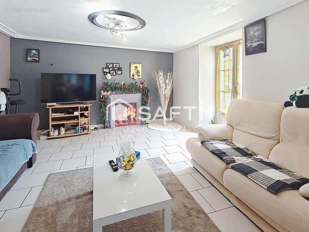 Photo 3 - Appartement à CHATEAUNEUF-SUR-CHARENTE