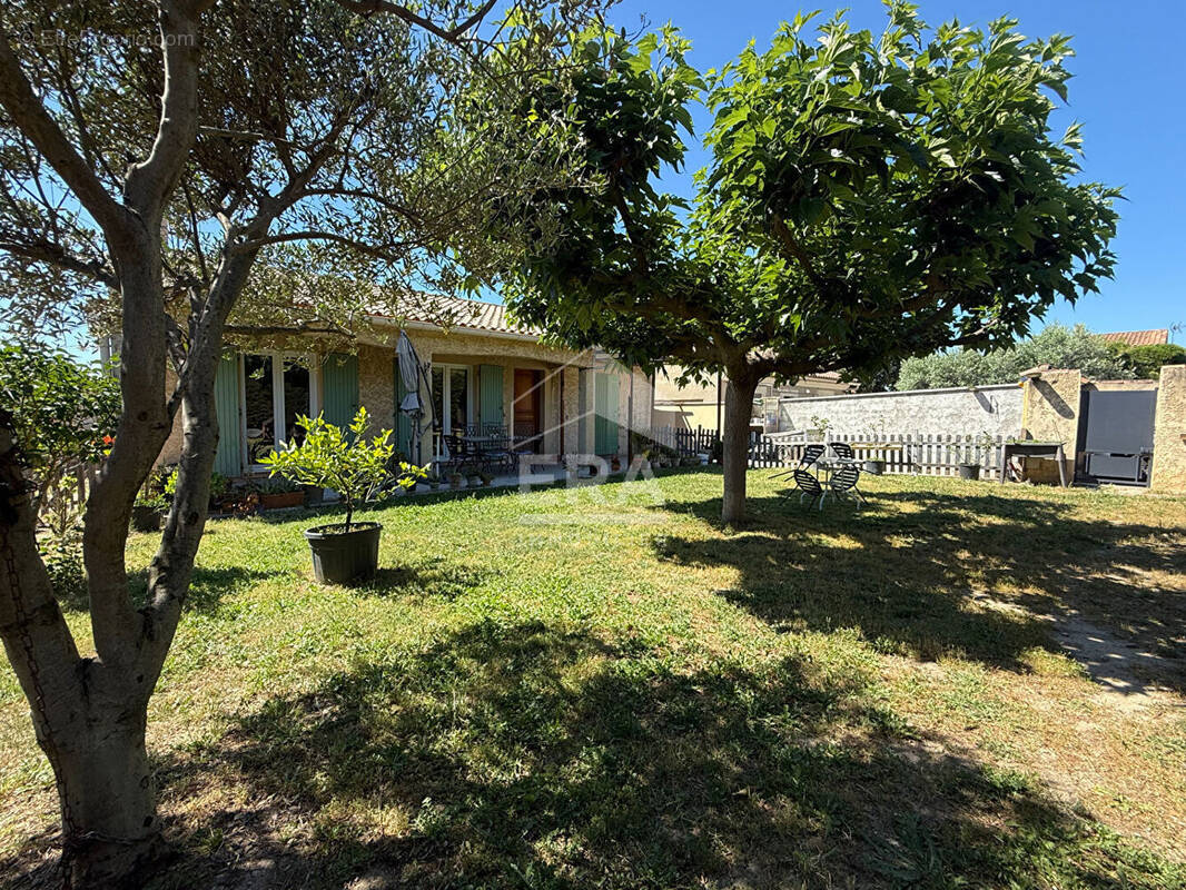 Maison à CHATEAURENARD
