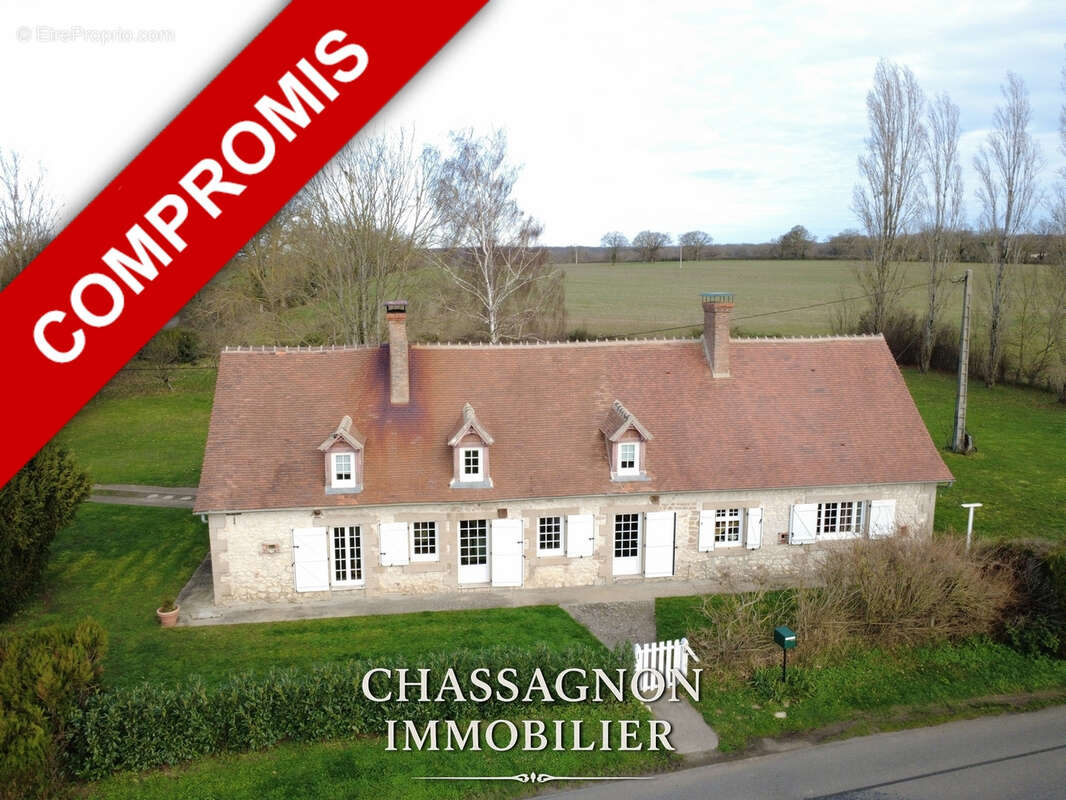 Maison à SAINT-MENOUX