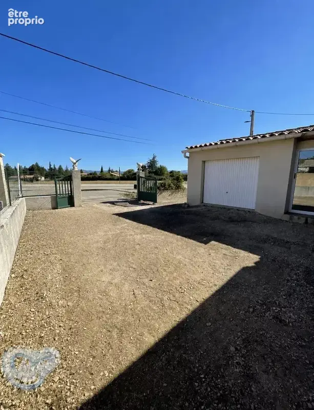 EXCLUSIVITE - Maison de plain-pied de 80 m² habitables avec jardin et garage attenant - photo 18