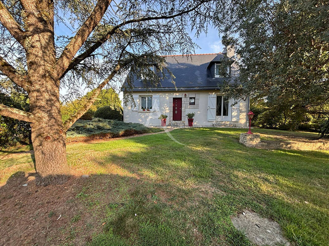 Maison à LA MEMBROLLE-SUR-LONGUENEE