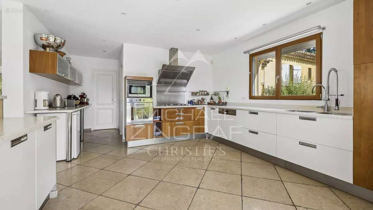 Élégante villa contemporaine au cœur de la Provence - photo 7