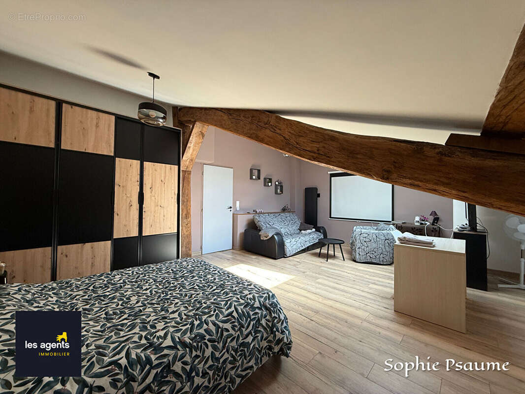 Maison à COLOMBEY-LES-BELLES