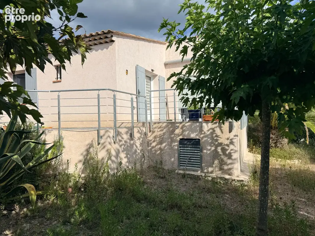Bagnols en foret, villa dominante au calme avec piscine  et appartement independant - photo 18