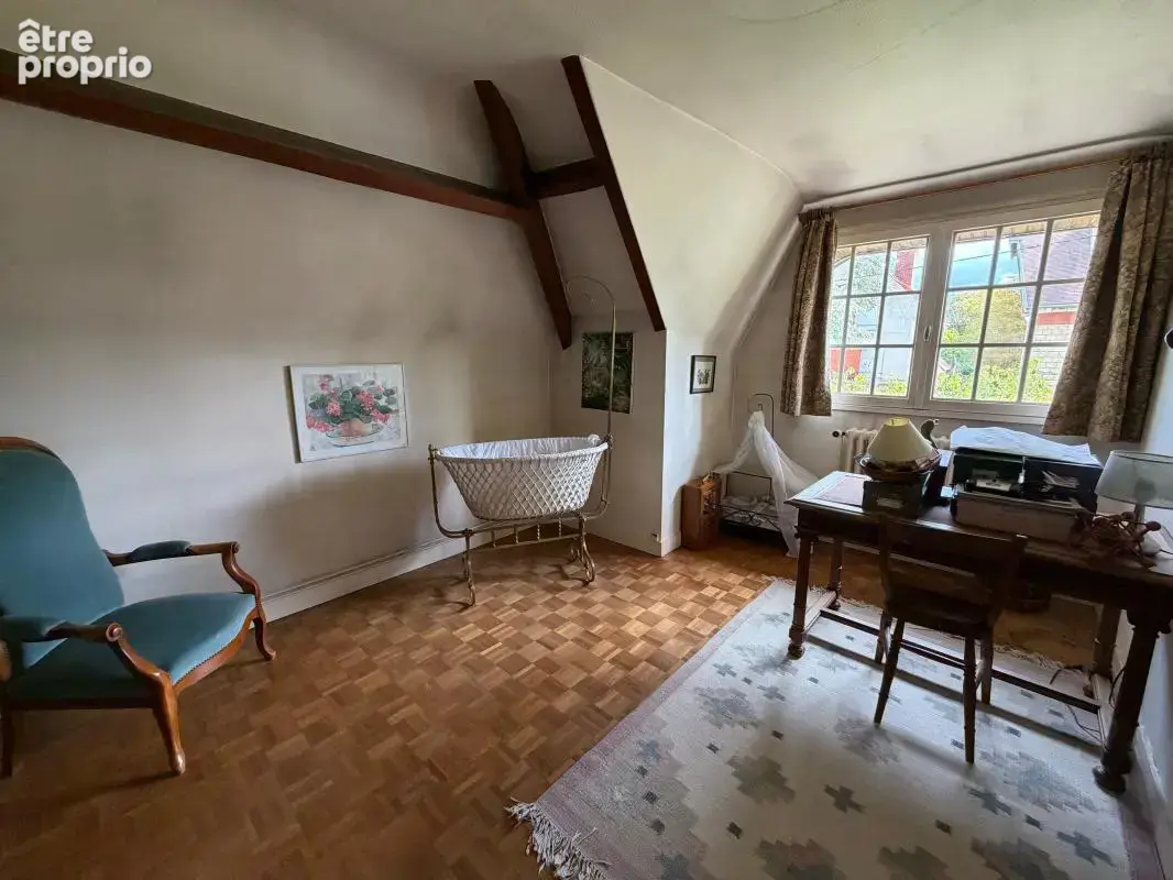 Pontoise – Maison familiale de 223 m², 6 chambres - photo 10